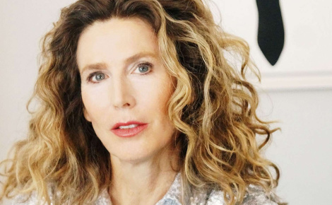 Sophie B. Hawkins