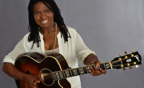 Ruthie Foster